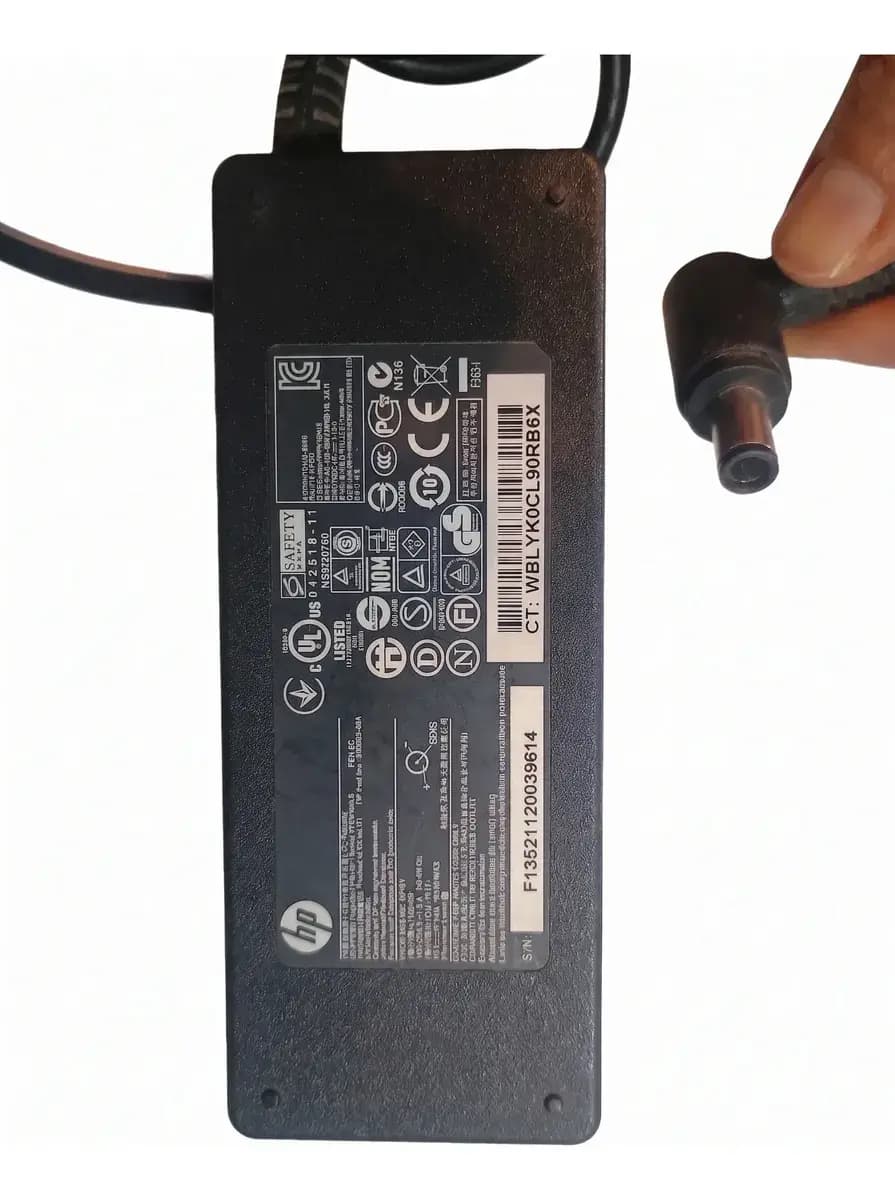 Cargador Original Hp 90w 19v 4.74a 7.4mm Notebook Usado Negro