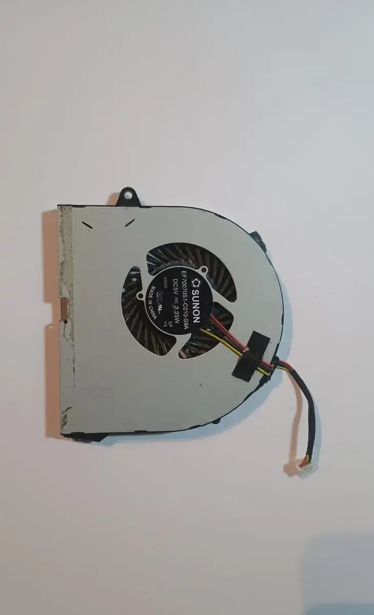 Cooler Ventilador Notebook Sunon Ef70070s1-c010-s9a Dc5v