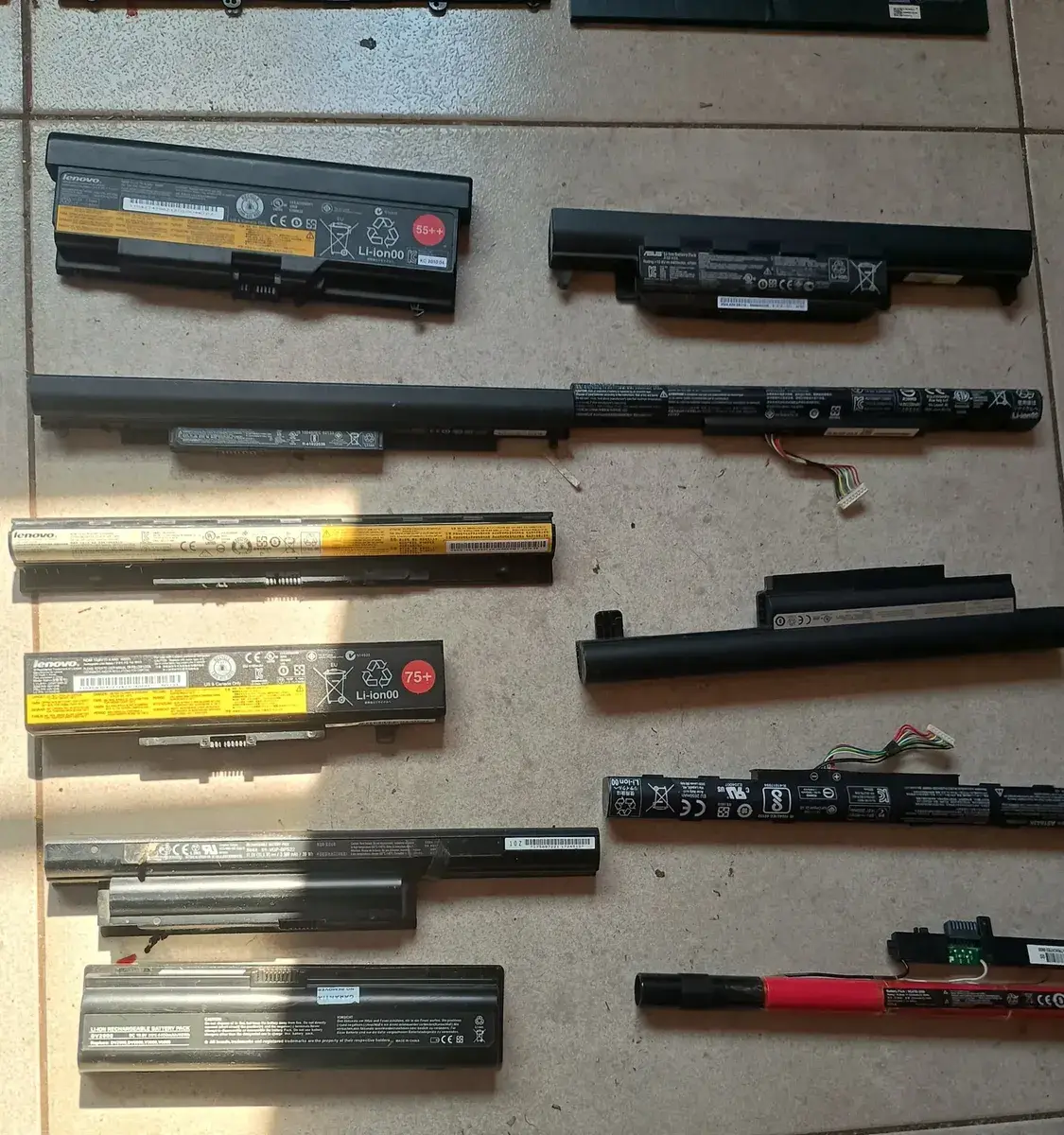 Lote 11 Baterias Notebook Lenovo Asus Acer Sony A Revisar Negro