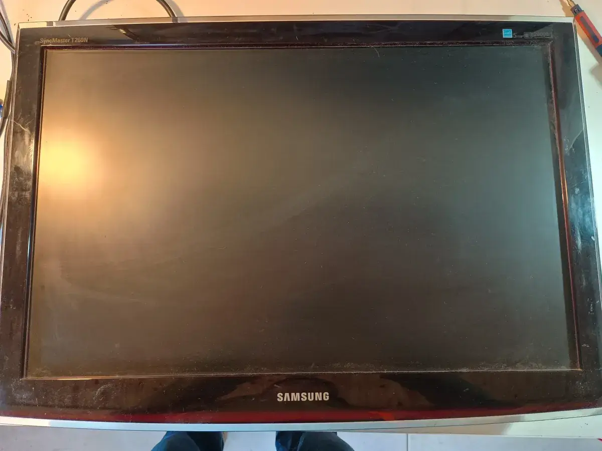 Monitor Samsung Syncmaster T260n 26 Para Repuesto Pantalla Negro